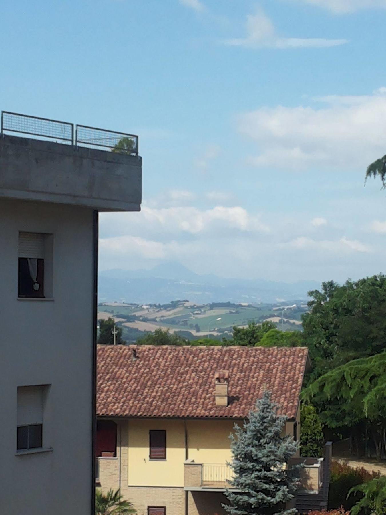 Appartamento Montessori Castelfidardo Exterior photo